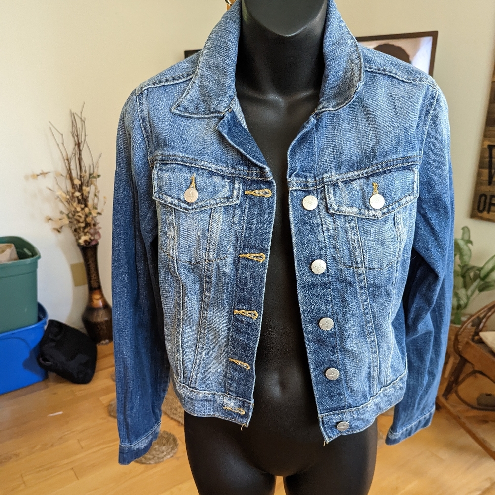 Jessica Simpson distressed jean jacket small